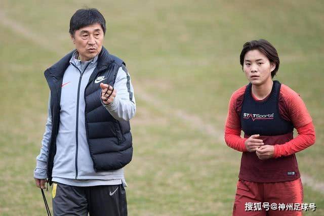 三镇客战河内首发：韦世豪领衔 阿齐兹搭档戴维森