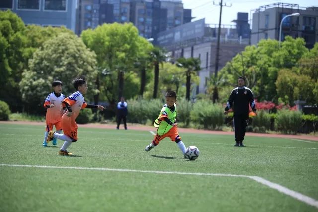 斯诺克世锦赛：丁俊晖成功晋级 16强战对阵赵心童