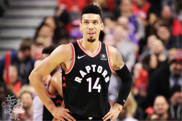 西亚28+11步行者大胜篮网 马克西20分76人灭蜂